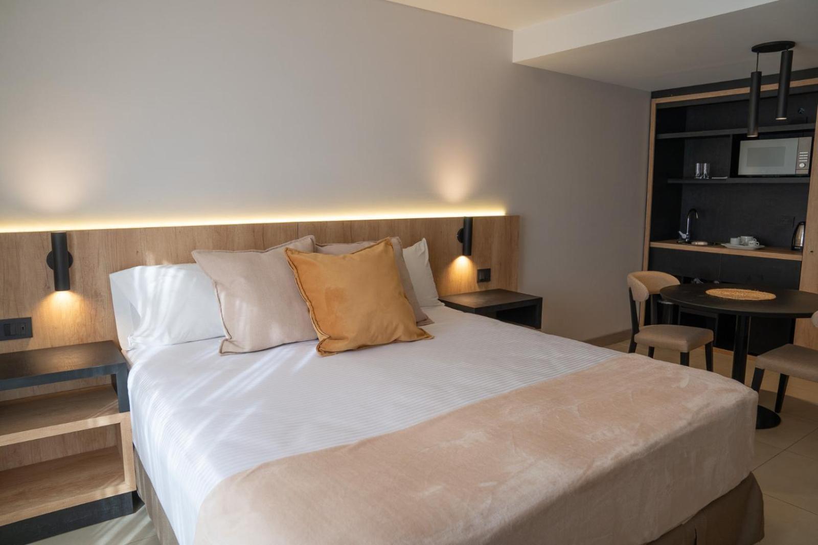 Urbana Suites Mendoza Eksteriør billede